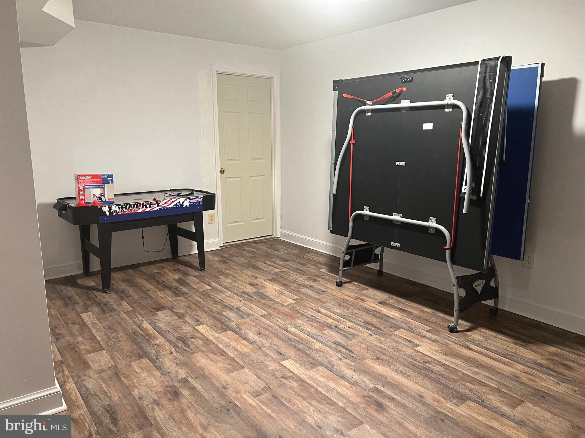 10700 Hunters Run Court Vienna, VA 22181 - Photo 41 of 58