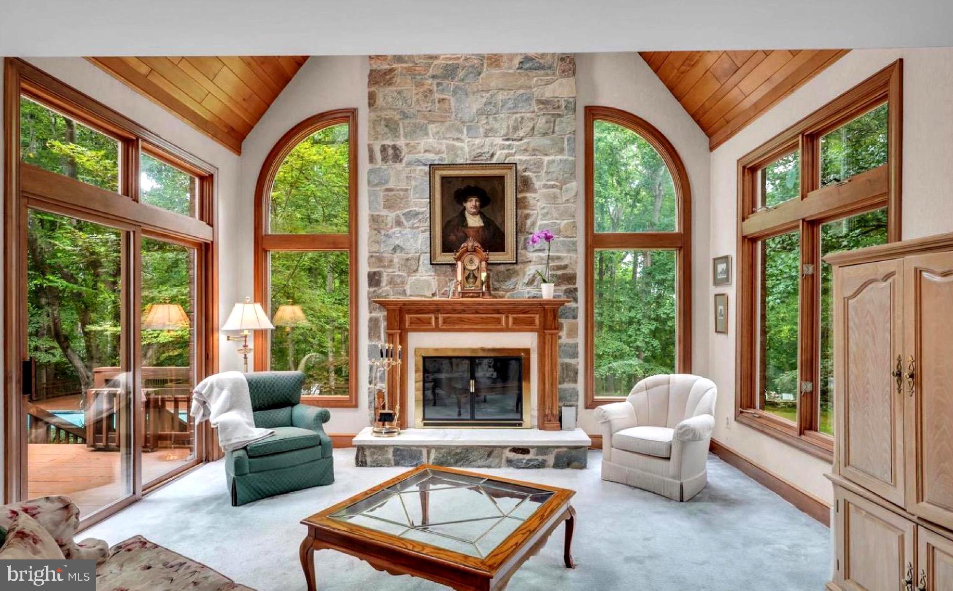 10700 Hunters Run Court Vienna, VA 22181 - Photo 6 of 58