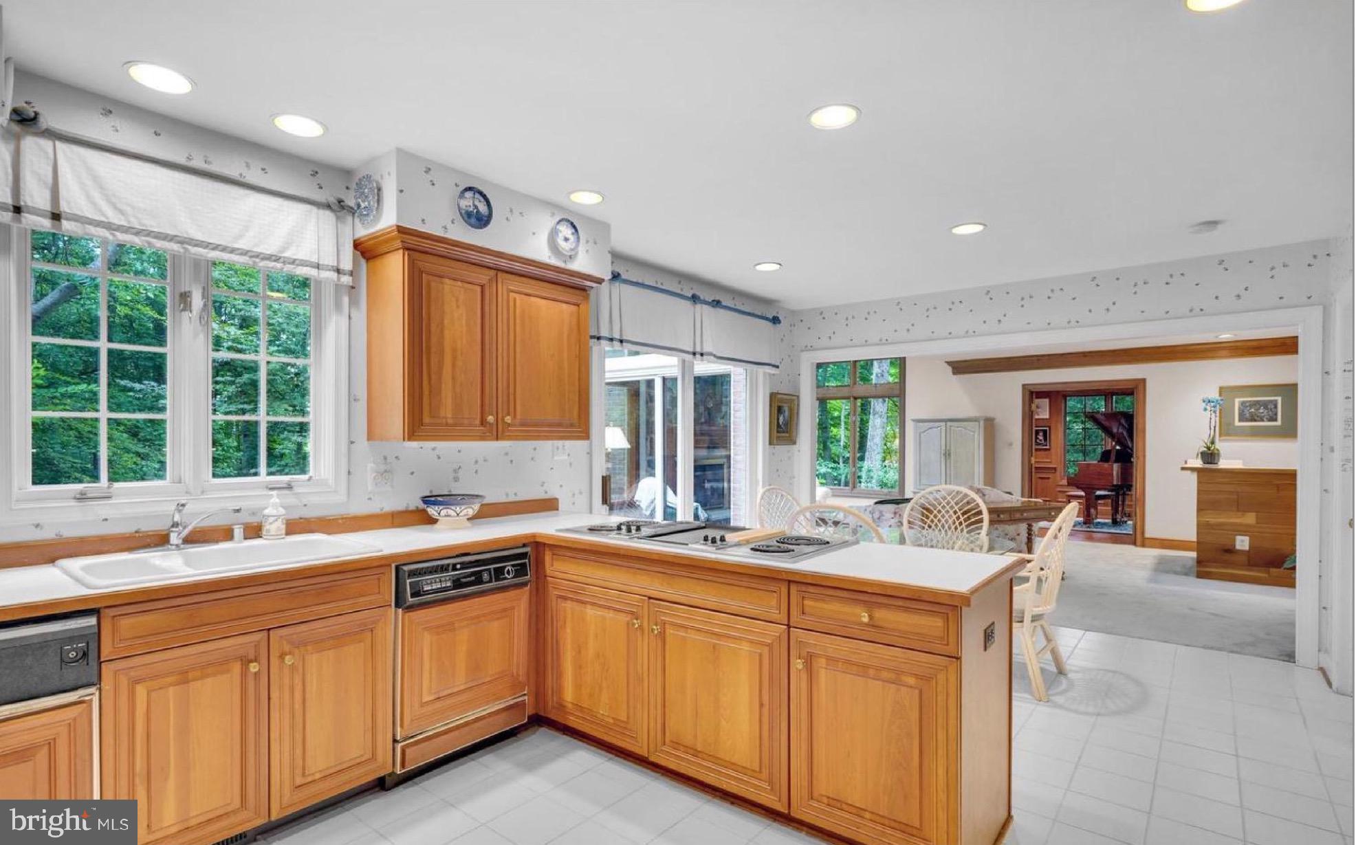 10700 Hunters Run Court Vienna, VA 22181 - Photo 10 of 58