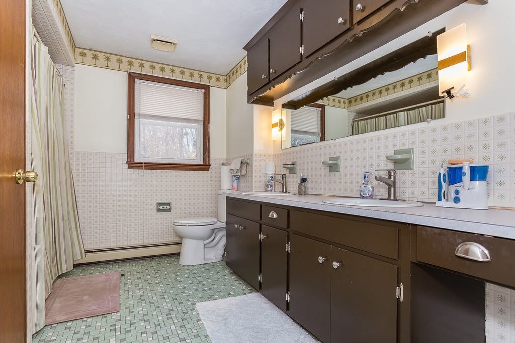 15 Pennacook Road Tewksbury, MA 01876 - Photo 13 of 17 Gallery Image 13
