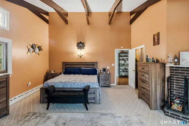 $449,900 | 39 Inchcliffe Drive, Ledyard, CT 06335