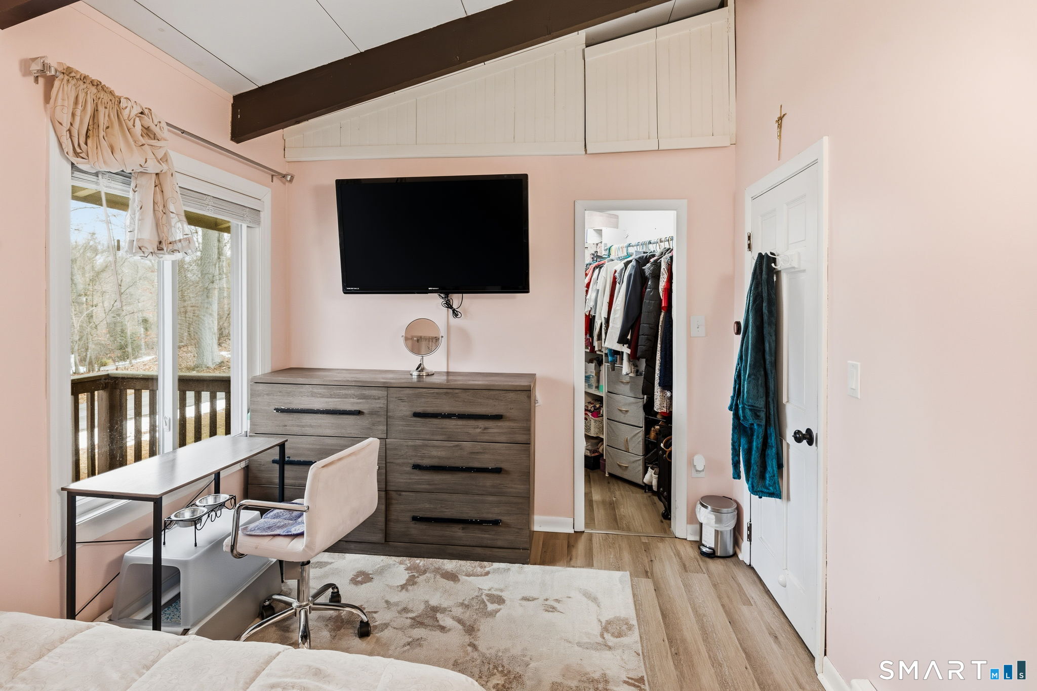 39 Inchcliffe Drive Ledyard, CT 06335 - Photo 32 of 40 a living room with furniture and a flat screen tv