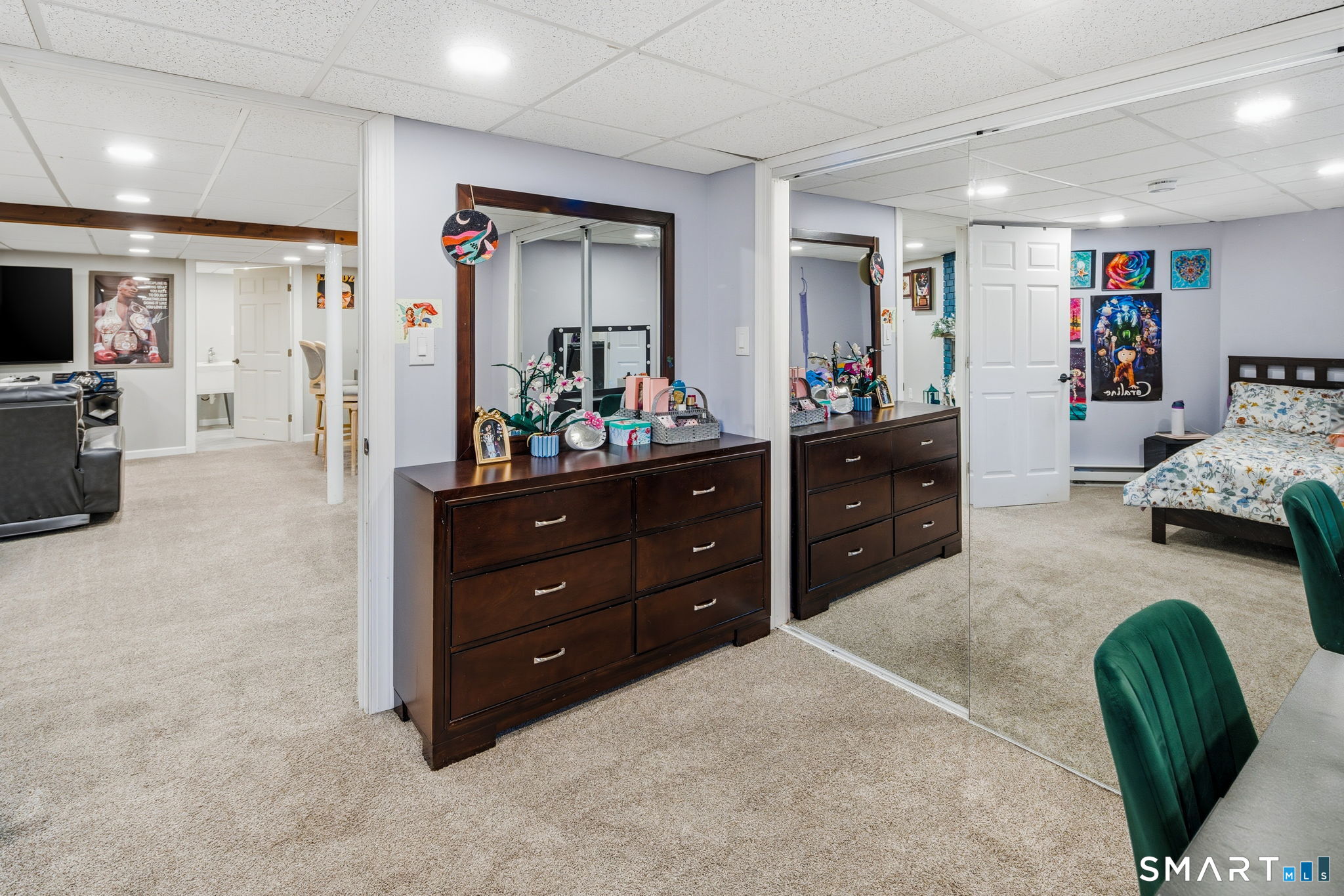 39 Inchcliffe Drive Ledyard, CT 06335 - Photo 35 of 40 a living room with furniture and a dresser