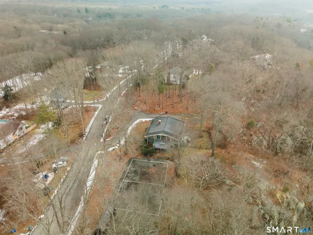 $449,900 | 39 Inchcliffe Drive, Ledyard, CT 06335