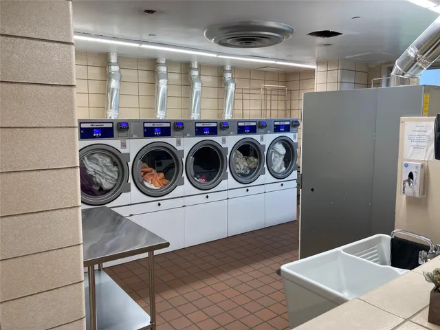 $375,000 | 17-85 215th Street, Unit 4B | Bay Terrace