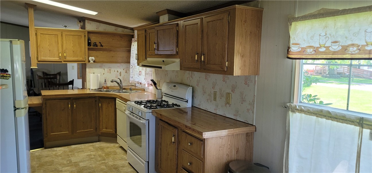 1779 Ross Road Arcadia, NY 14489 - Photo 11 of 26