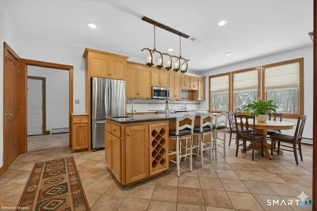 $1,425,000 | 14 Cutler Road, Old Lyme, CT 06371