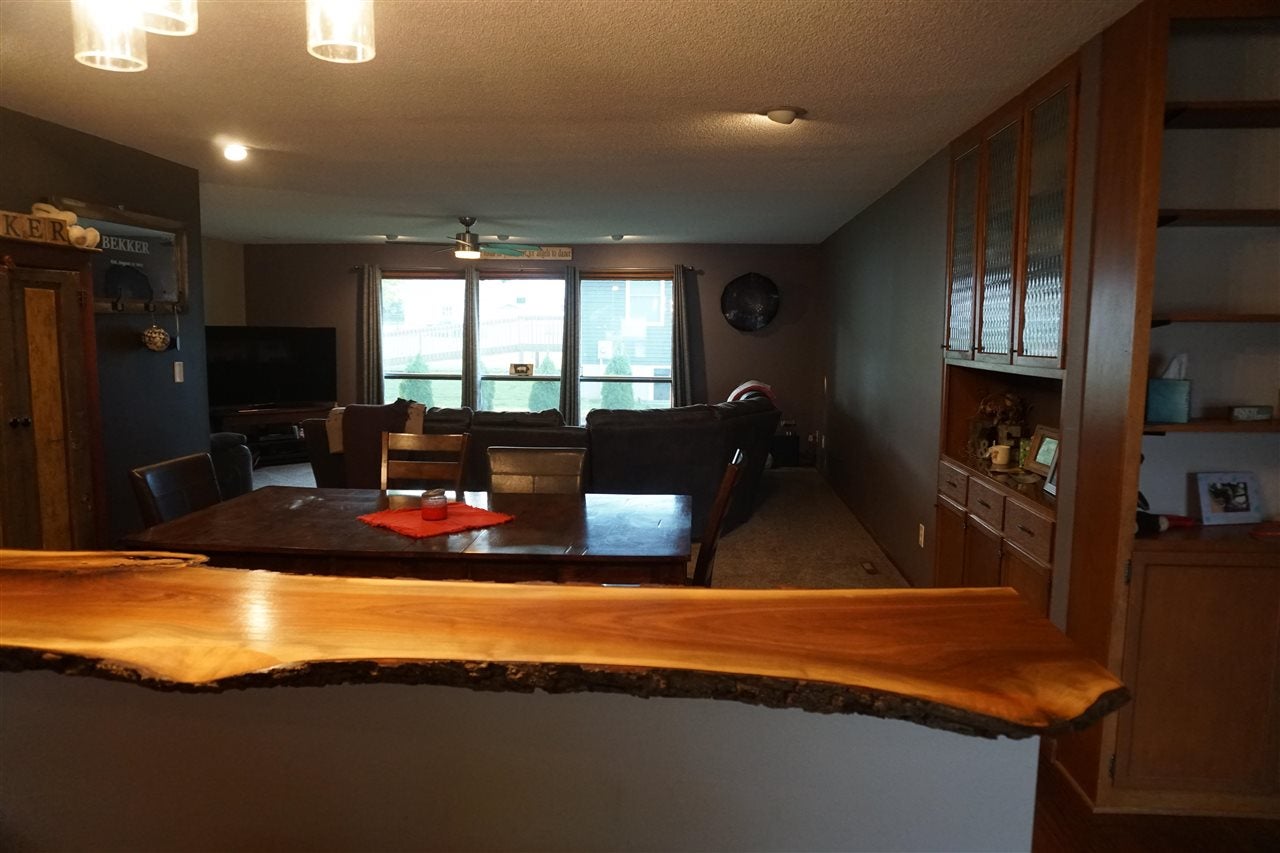 521 South Riggs Street Lone Tree, IA 52755 - Photo 10 of 27 Gallery Image 10