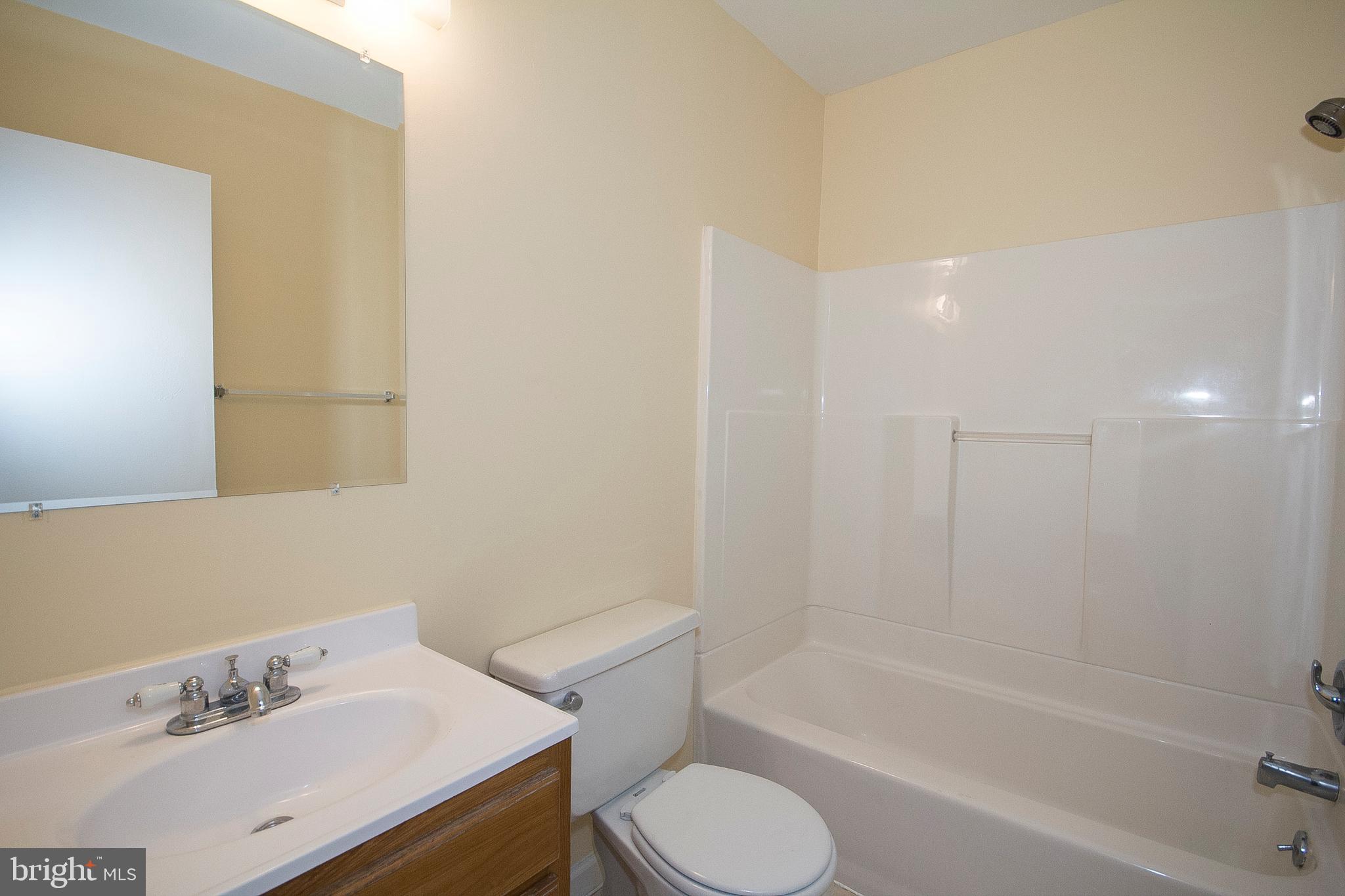 9734 Basket Ring Road Columbia, MD 21045 - Photo 18 of 26 second bath second floor