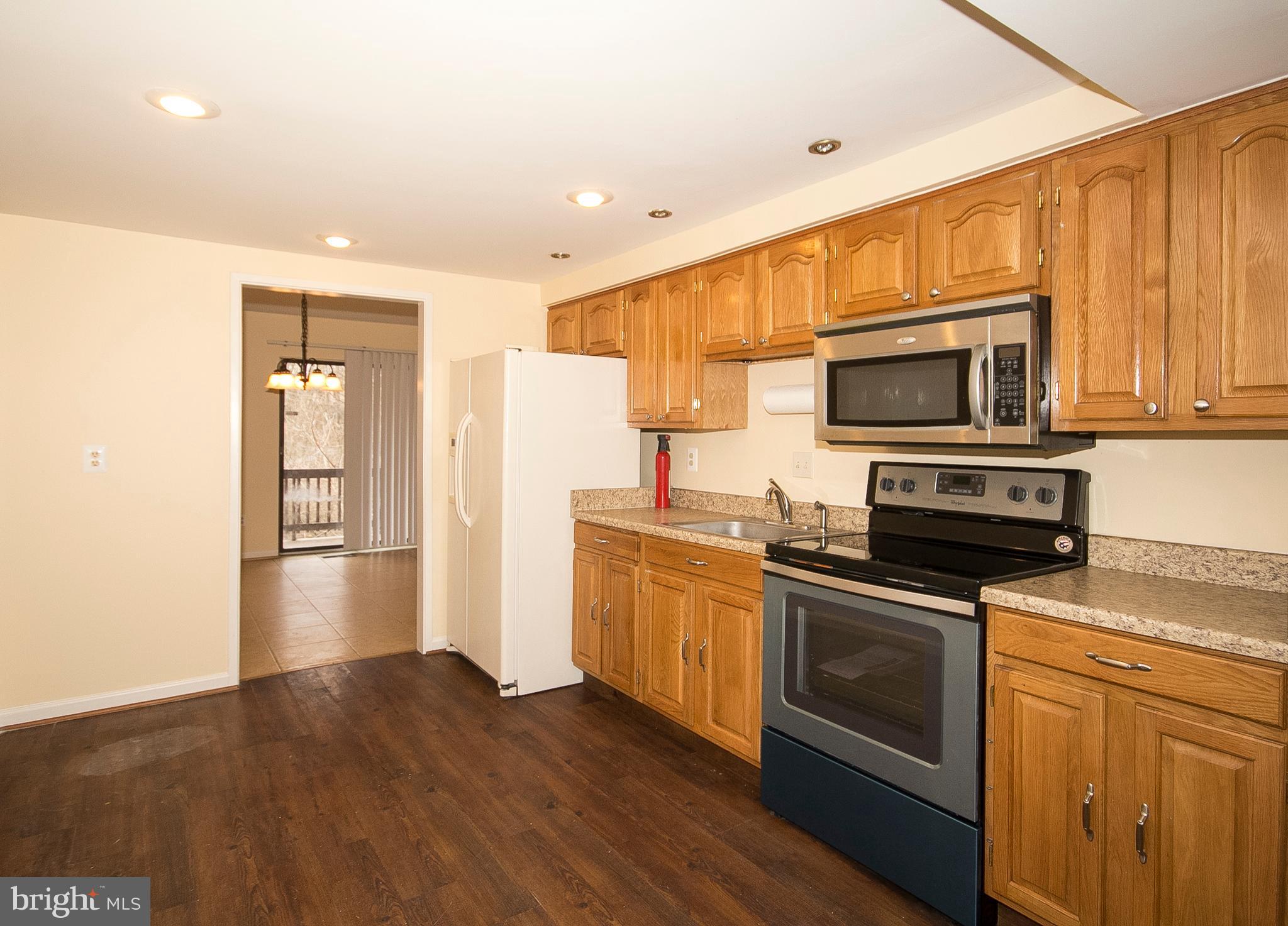 9734 Basket Ring Road Columbia, MD 21045 - Photo 8 of 26 Kitchen