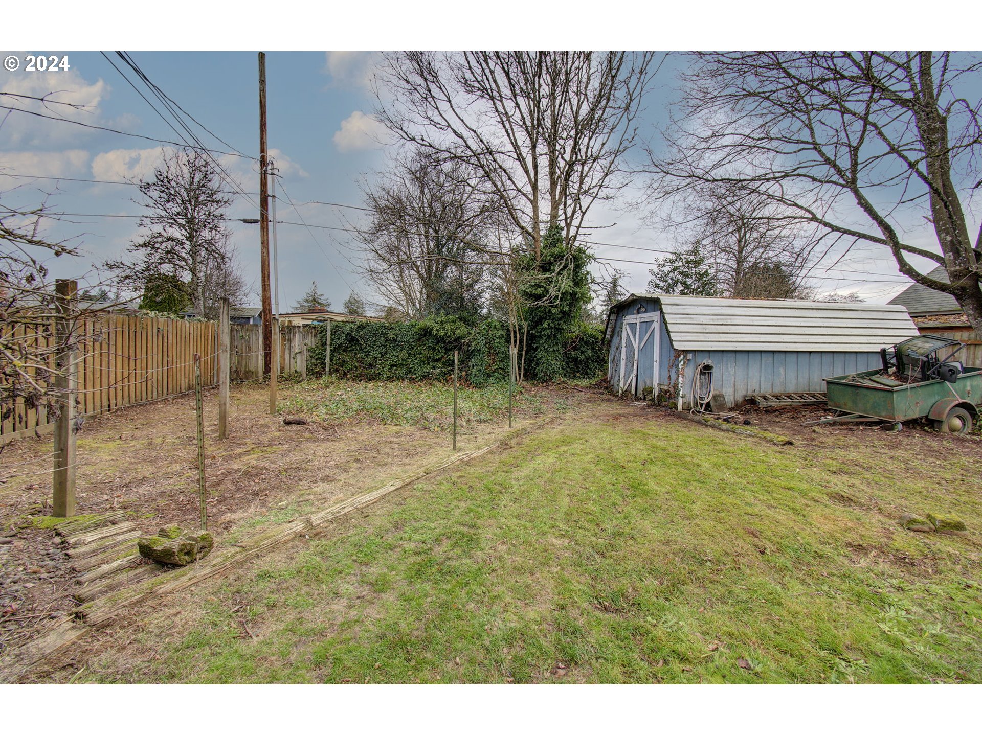 168 Southeast Whitney Street Camas, WA 98607 - Photo 29 of 32 a view of a backyard