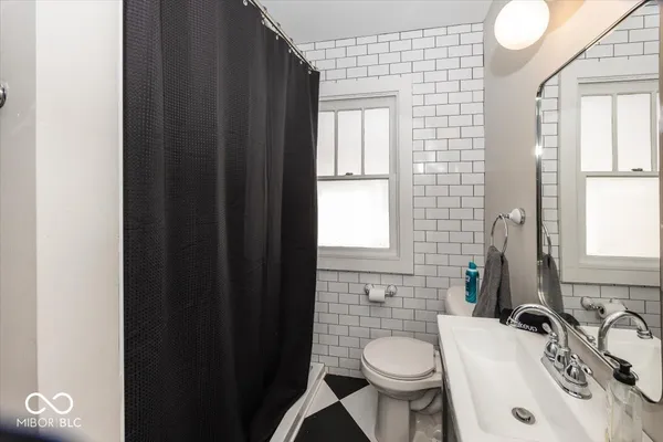 $2,600 | 6140 Winthrop Avenue, Indianapolis, IN 46220