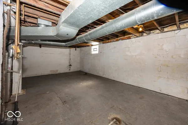 $2,600 | 6140 Winthrop Avenue, Indianapolis, IN 46220