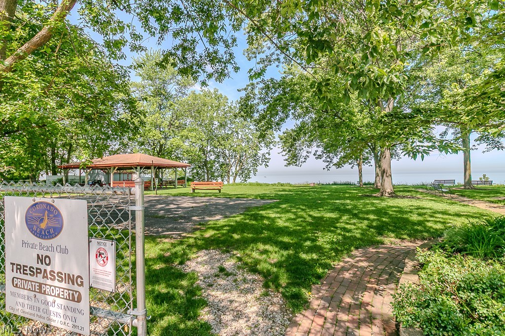17709 Crestland Road Cleveland, OH 44119 - Photo 13 of 42 Lake Erie Waterfront just a short walk from home!