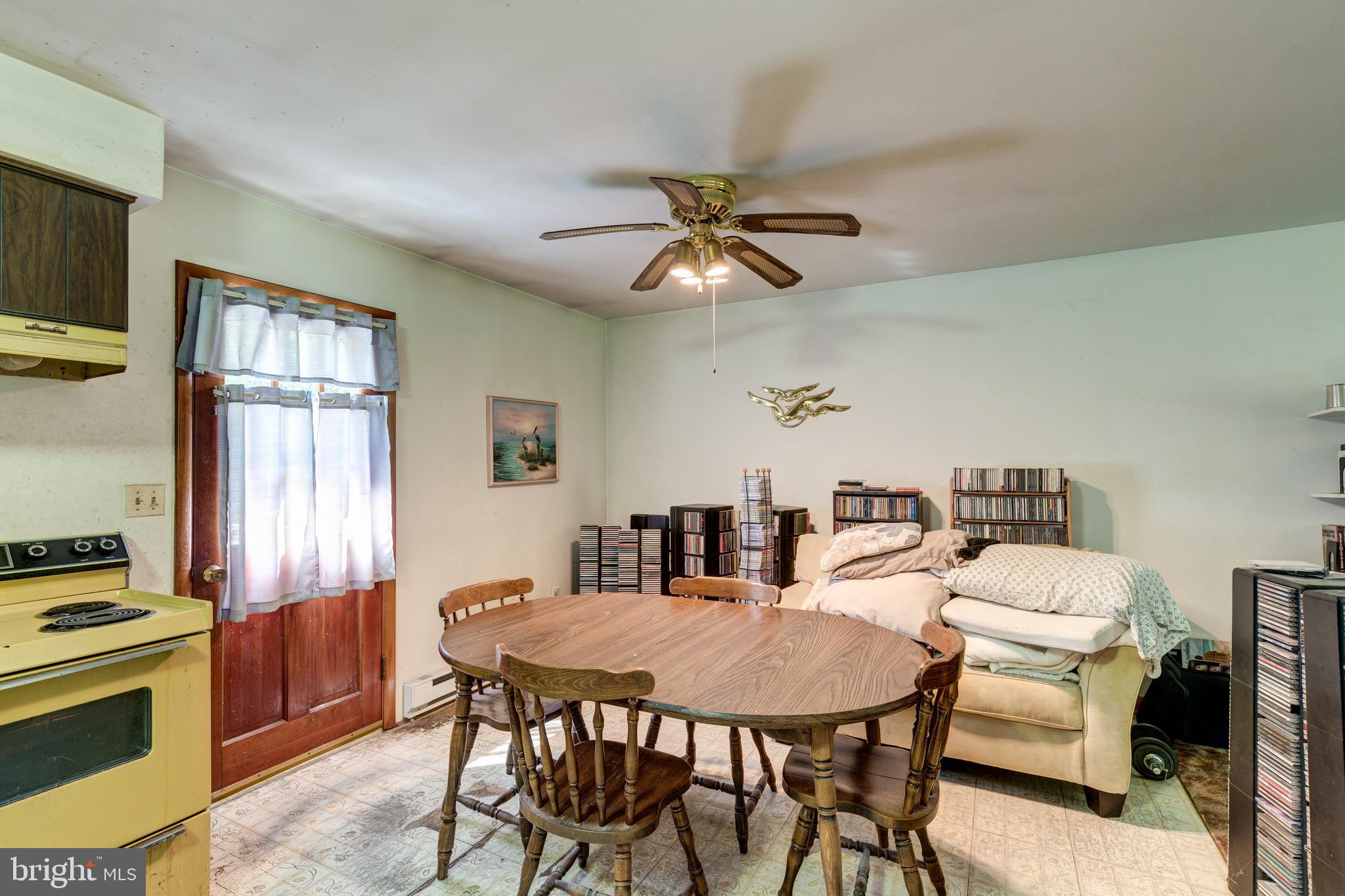 1505 R Brehm Road Westminster, MD 21157 - Photo 10 of 40 Gallery Image 10