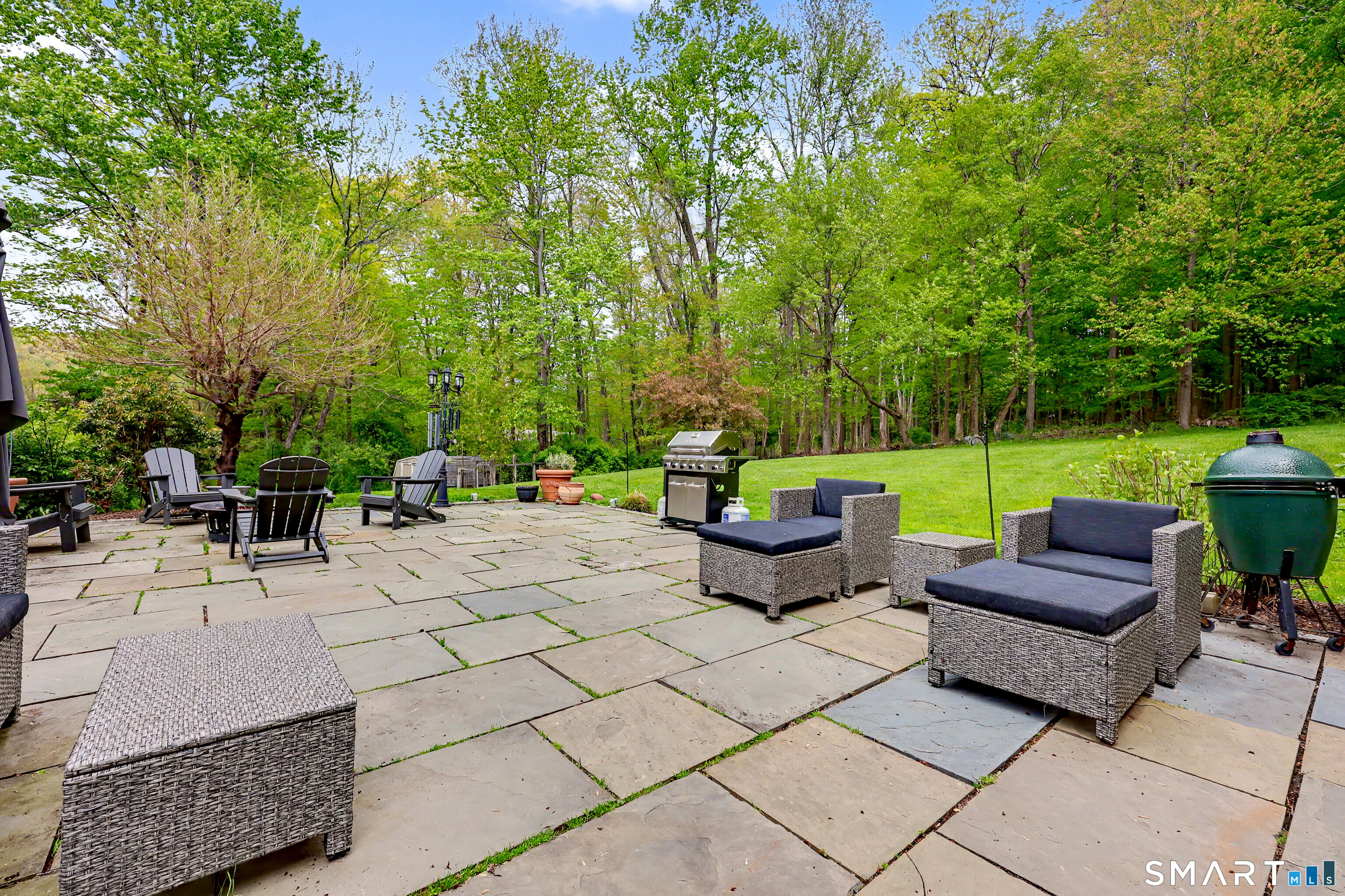 46 Todds Road Ridgefield, CT 06877 - Photo 29 of 35 Relax on the oversize flagstone patio