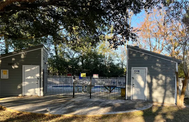 $168,450 | 19 Hideaway Drive, Friendswood, TX 77546