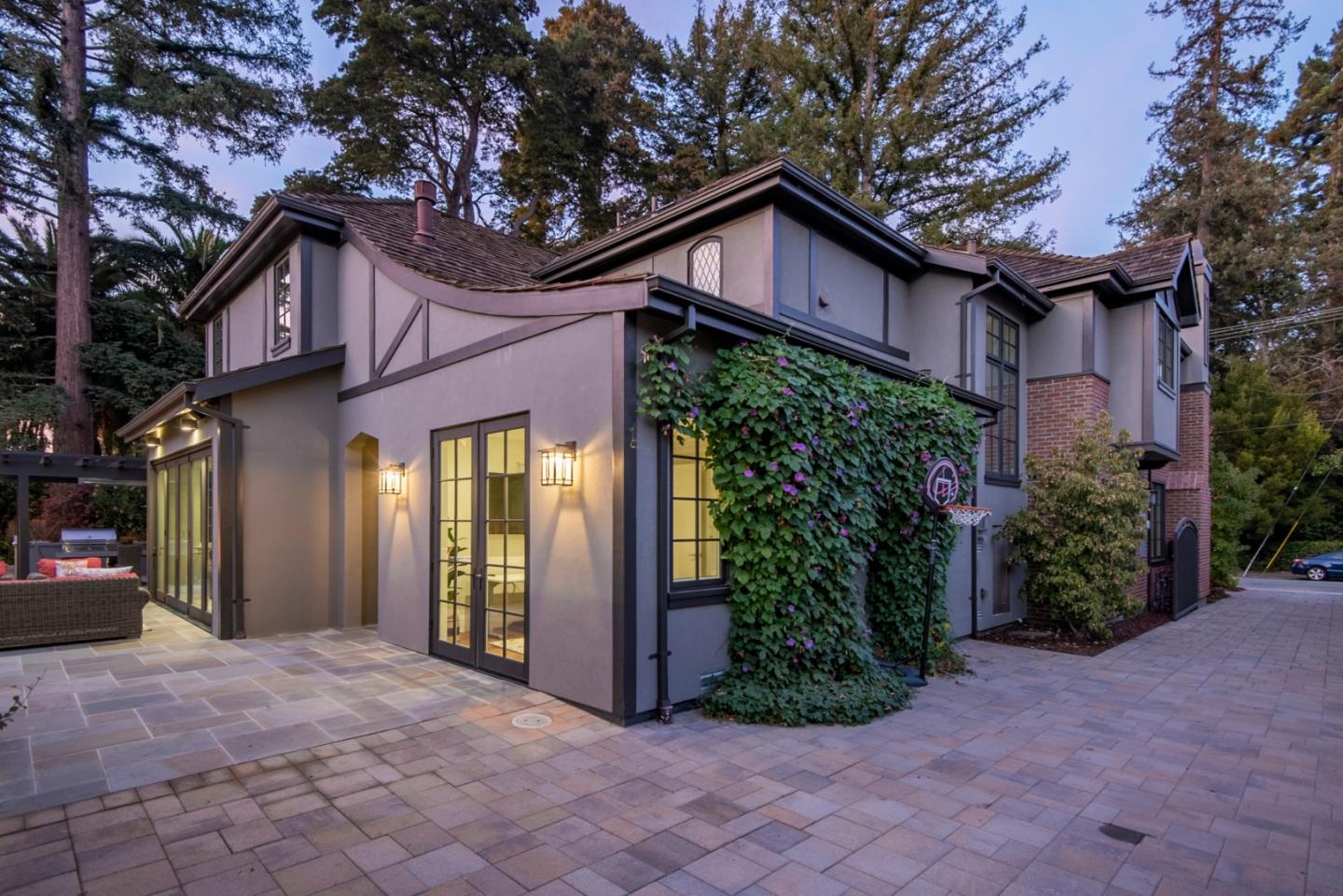 1025 Cabrillo Avenue Burlingame, CA 94010 - Photo 37 of 39 a front view of a house with garden