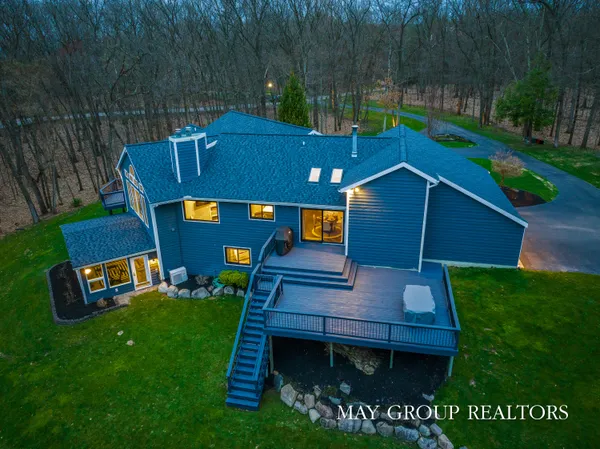$1,350,000 | 8355 Wilderness Trail Northeast, Ada, MI 49301