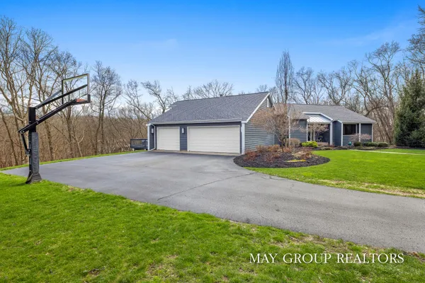 $1,350,000 | 8355 Wilderness Trail Northeast, Ada, MI 49301