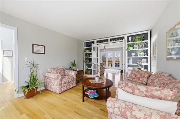 $549,900 | 2984 Marshfield Court, Elgin, IL 60124