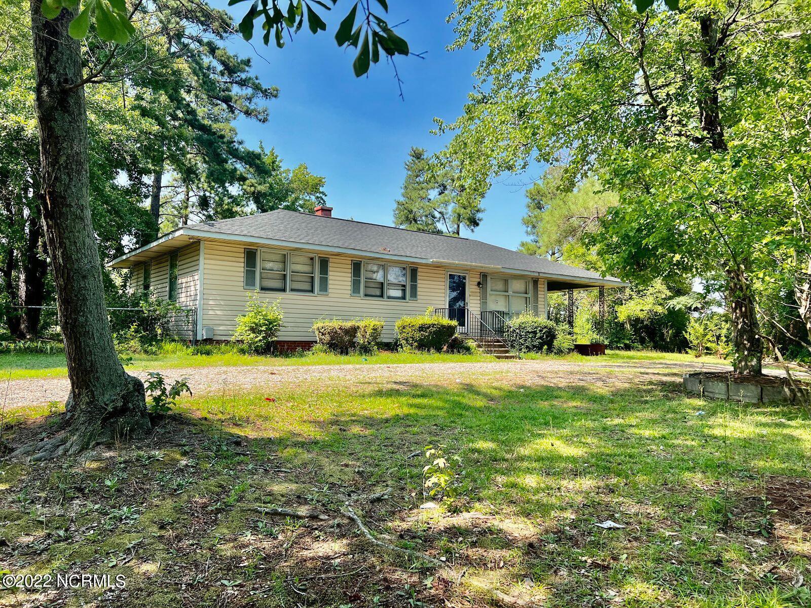 1117 Oak Avenue Rockingham, NC 28379 - Photo 1 of 1 oak ave