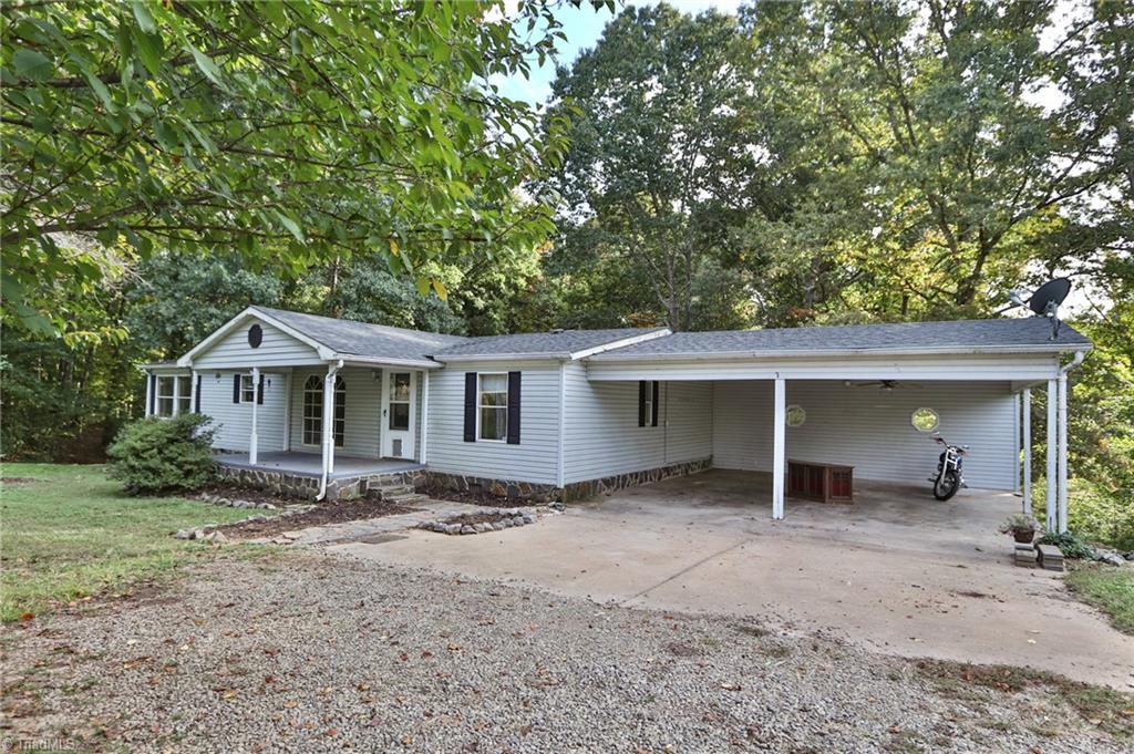 1225 Ruritan Road Roaring River, NC 28669 - Photo 2 of 25 Gallery Image 2