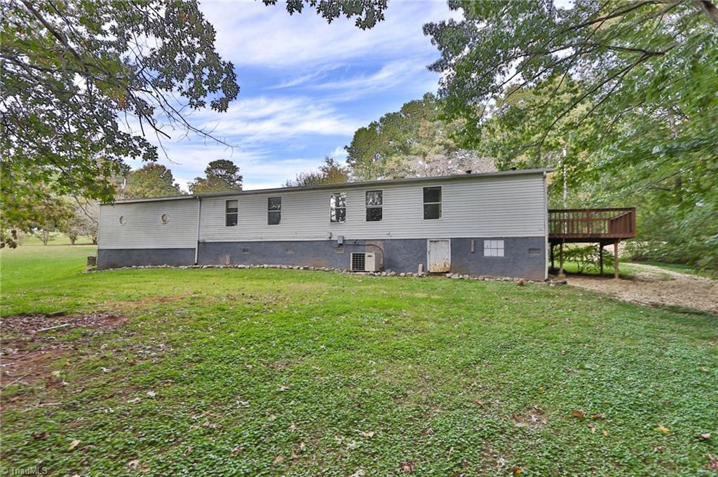 1225 Ruritan Road Roaring River, NC 28669 - Photo 4 of 25 Gallery Image 4