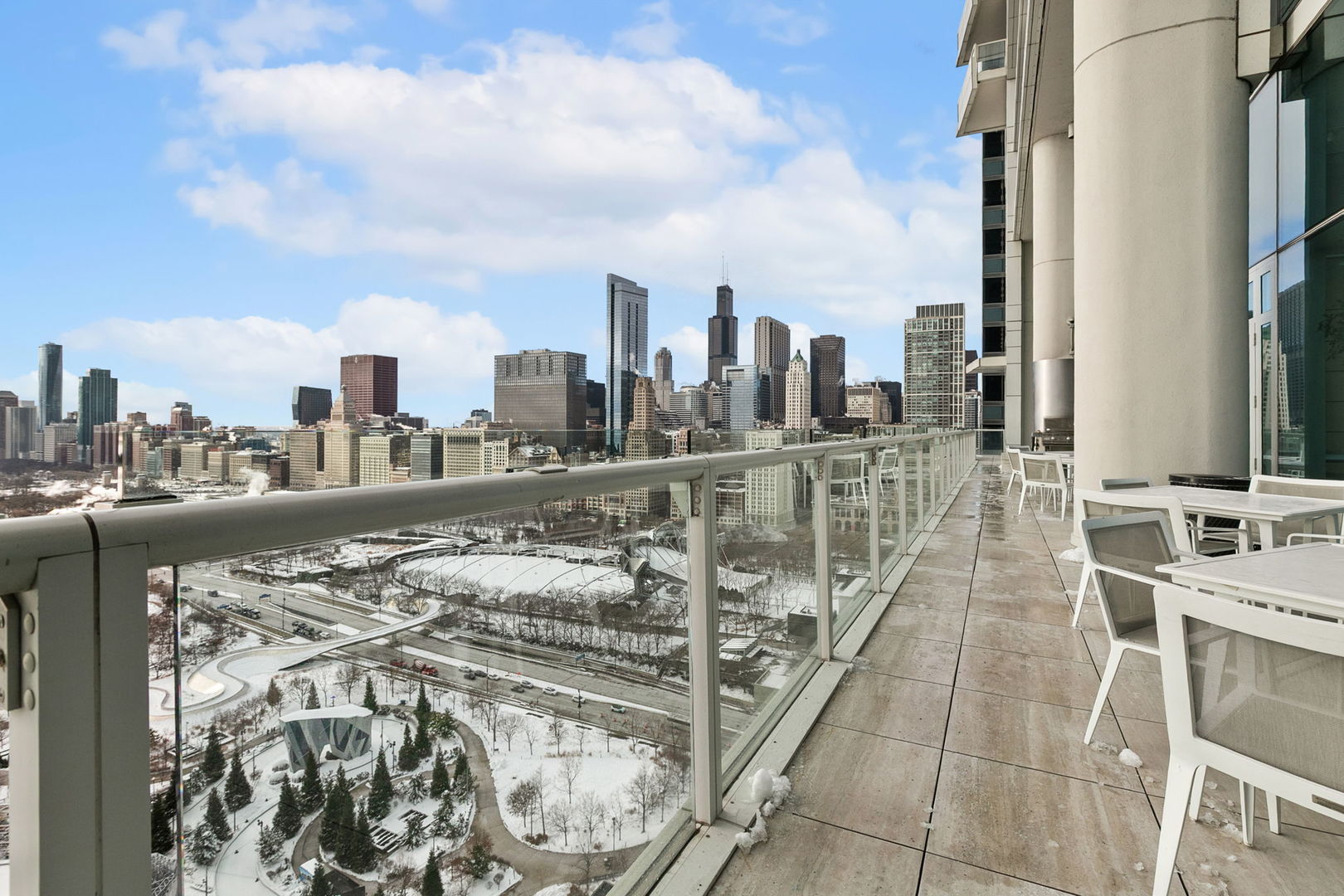 340 East Randolph Street, Unit 302 Chicago, IL 60601 - Photo 19 of 23