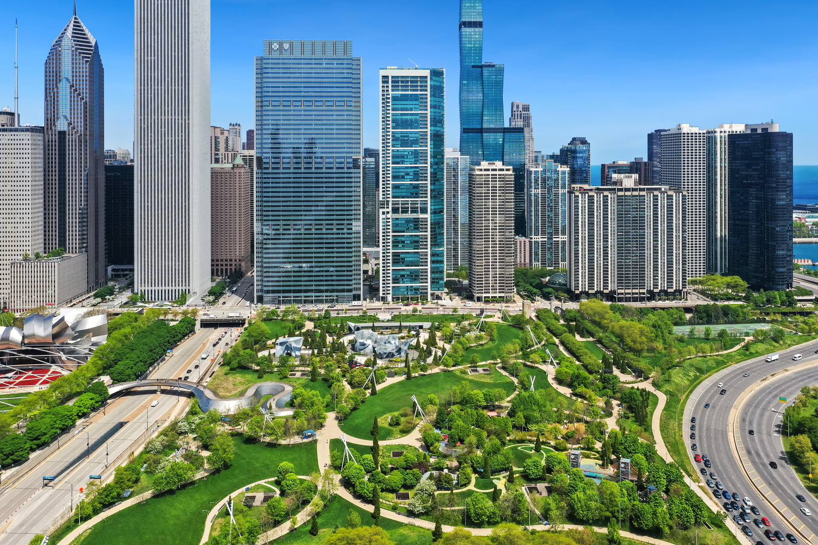 340 East Randolph Street, Unit 302 Chicago, IL 60601 - Photo 22 of 23