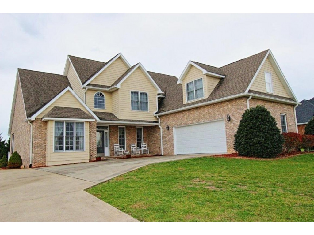 821 Rangewood Road Piney Flats, TN 37686 - Photo 1 of 19 front