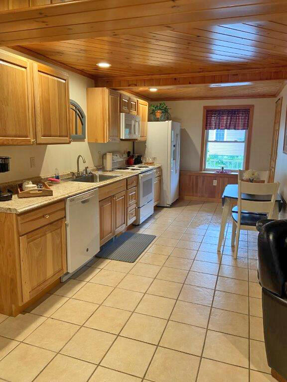 62 Spring Street Ellsworth, ME 04605 - Photo 26 of 49 4b
