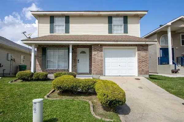 $215,000 | 1928 Lac La Belle Drive, Harvey, LA 70058