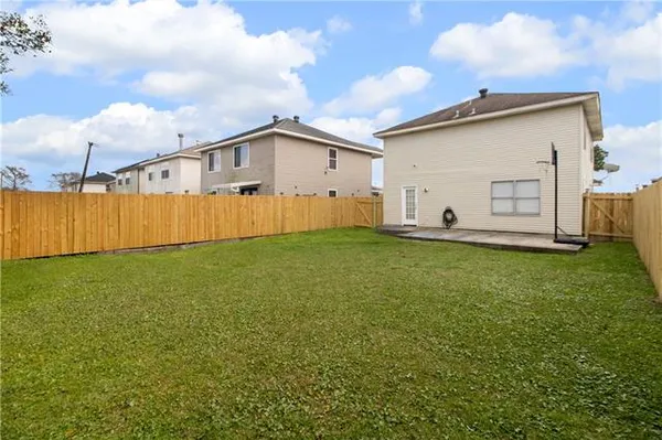 $215,000 | 1928 Lac La Belle Drive, Harvey, LA 70058