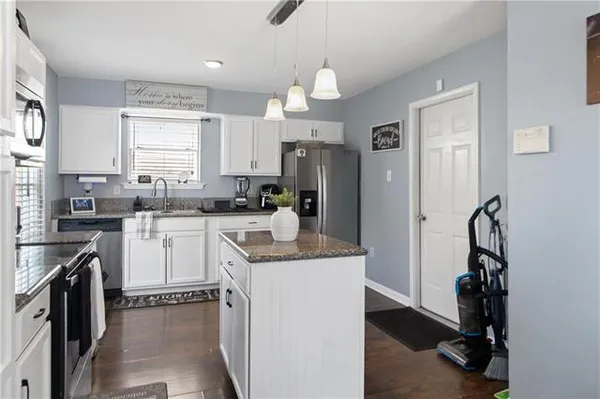 $215,000 | 1928 Lac La Belle Drive, Harvey, LA 70058