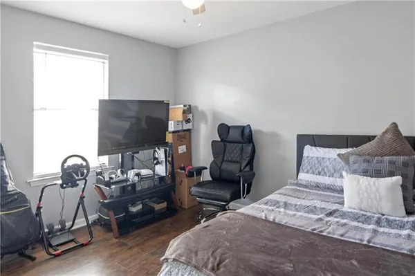 $215,000 | 1928 Lac La Belle Drive, Harvey, LA 70058