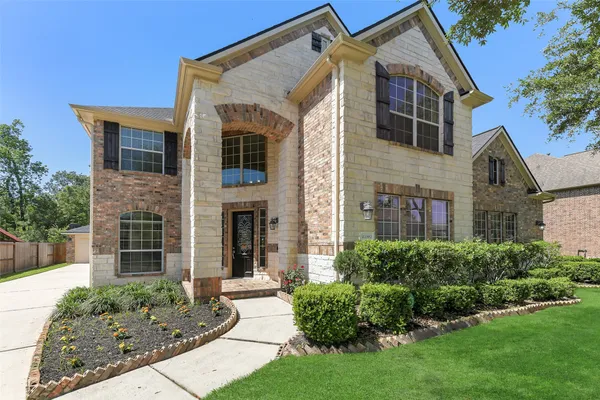 $670,000 | 13502 Hammond Hills Lane, Houston, TX 77044