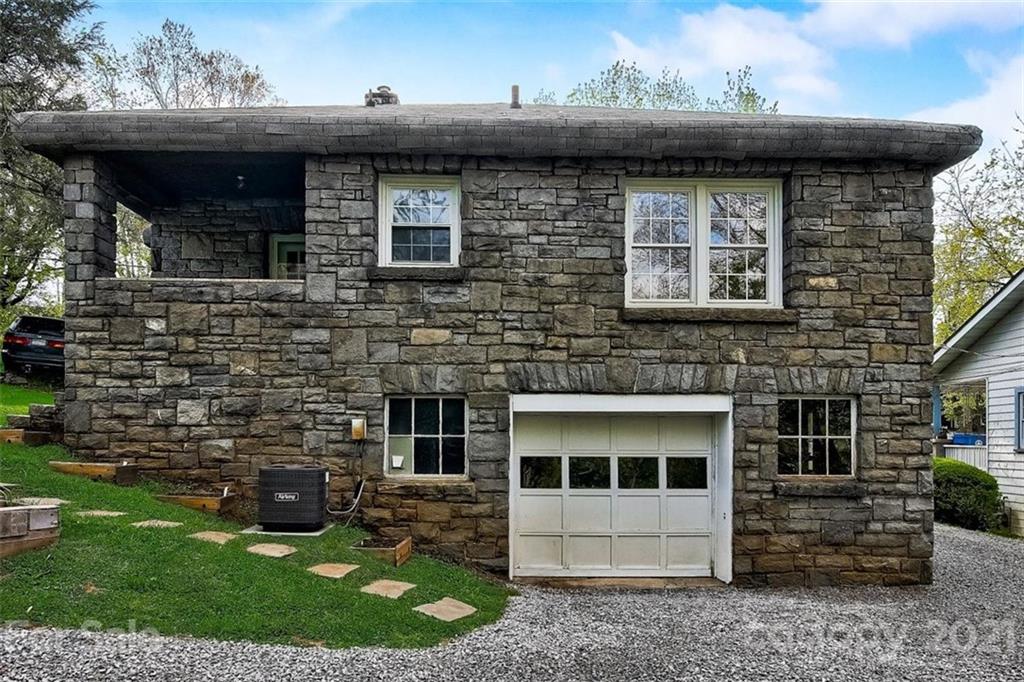81 Longview Road Asheville, NC 28806 - Photo 22 of 25 Gallery Image 22