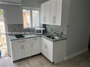 $1,200 | Flagami, Miami, FL 33144