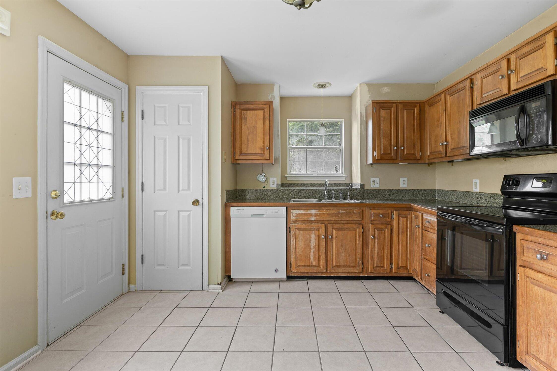 6689 Hickory Trace Circle Chattanooga, TN 37421 - Photo 13 of 52 02-Hickory Trace-2