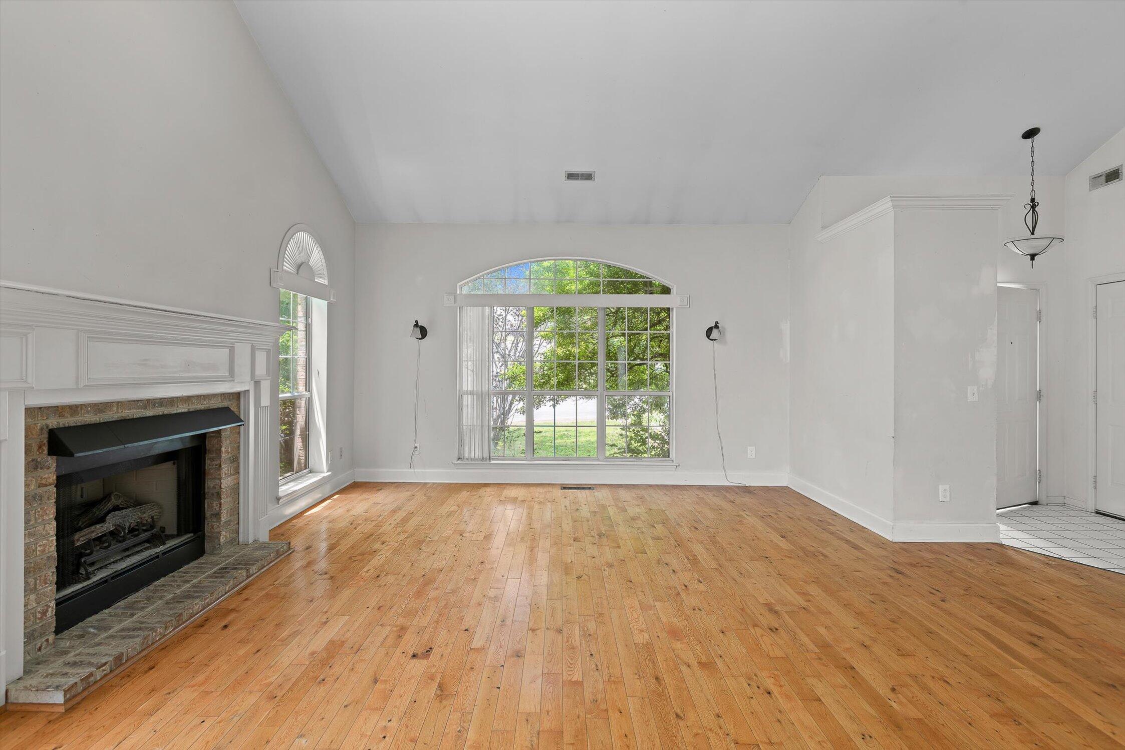 6689 Hickory Trace Circle Chattanooga, TN 37421 - Photo 8 of 52 19-Hickory Trace-19