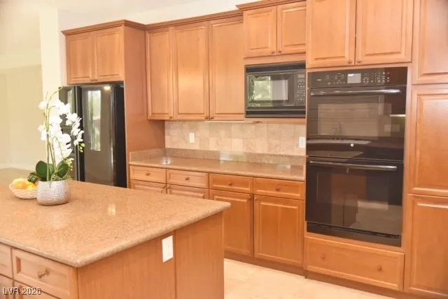 $4,150 | 101 North Buteo Woods Lane, Las Vegas, NV 89144