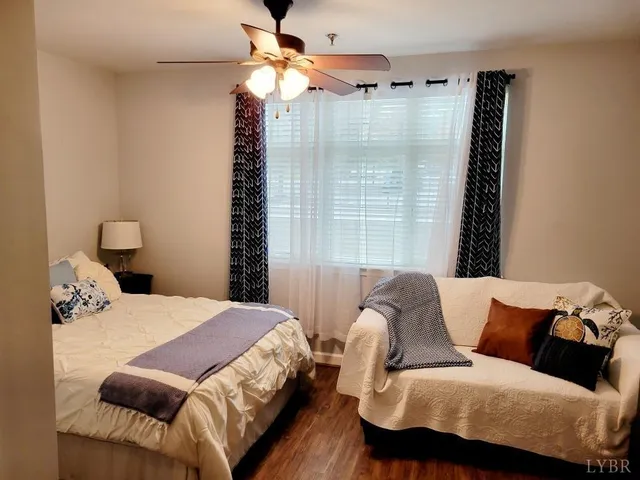 $121,500 | 1245 Graves Harbor Trail, Unit 2103, Huddleston, VA 24104