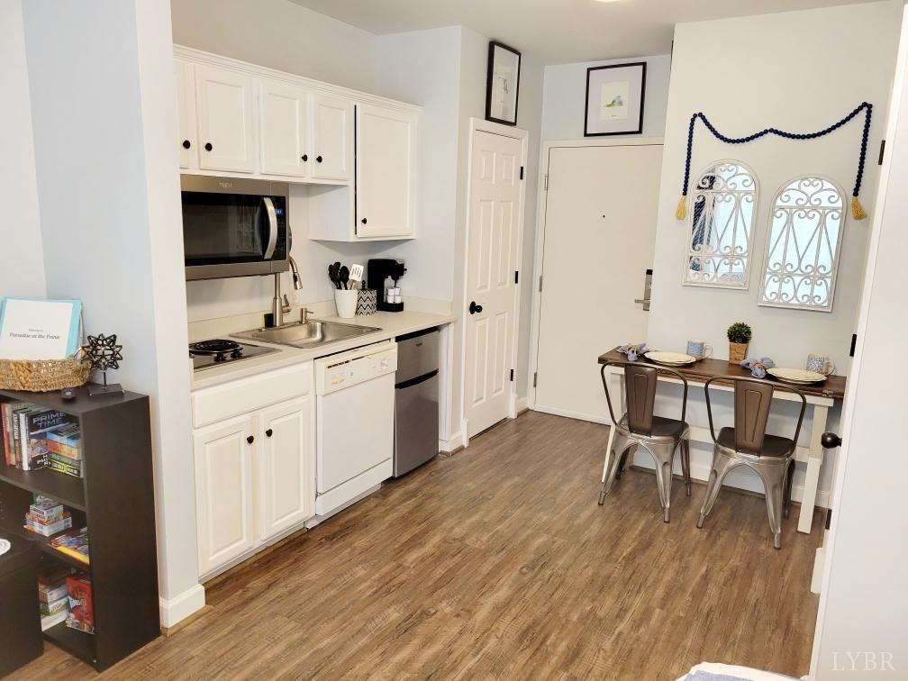 1245 Graves Harbor Trail, Unit 2103 Huddleston, VA 24104 - Photo 5 of 27