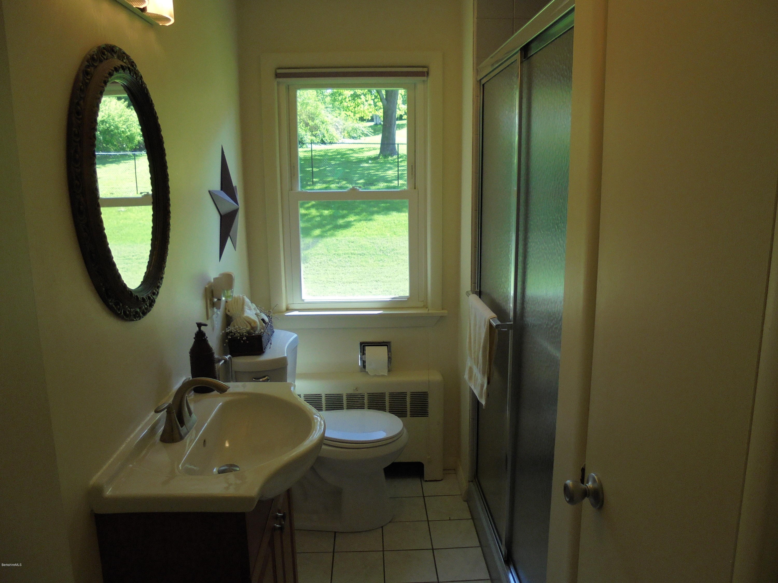 562 Pecks Road Pittsfield, MA 01201 - Photo 14 of 21 2017-06-01 11.10.43
