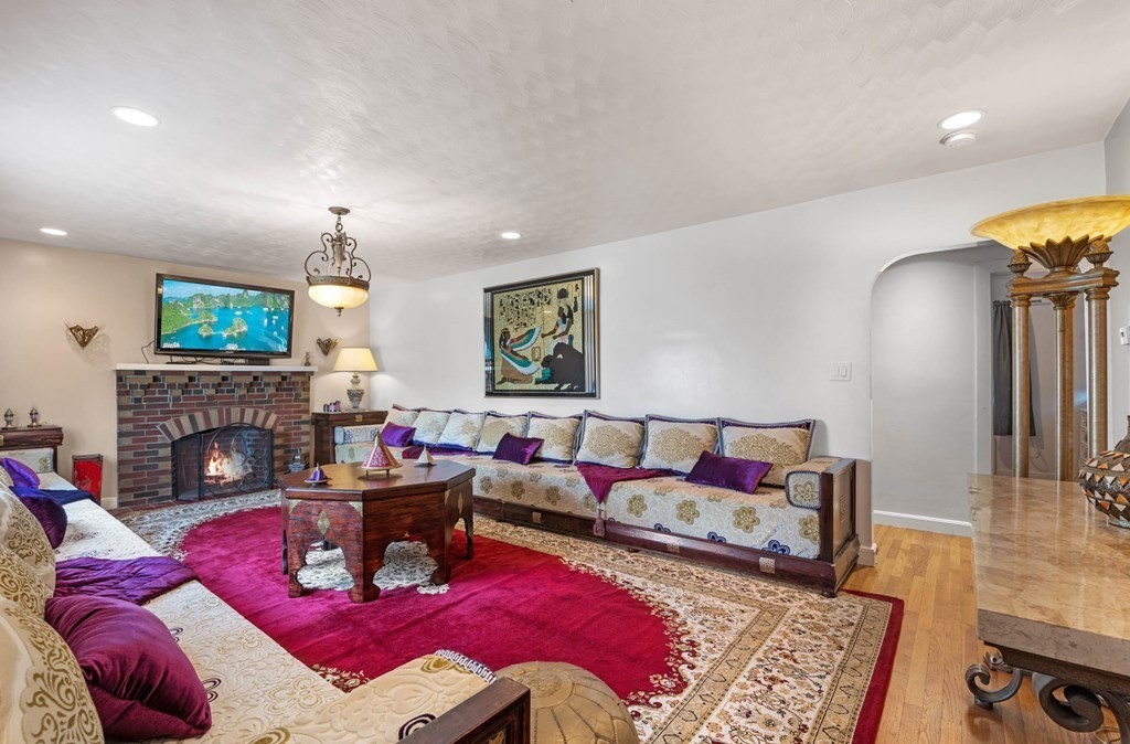 33 Derby Road Revere, MA 02151 - Photo 13 of 40 Gallery Image 13