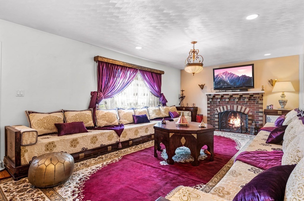 33 Derby Road Revere, MA 02151 - Photo 15 of 40 Gallery Image 15