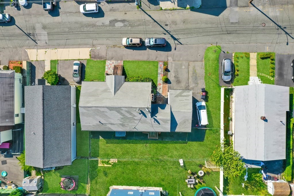 33 Derby Road Revere, MA 02151 - Photo 9 of 40 Gallery Image 9