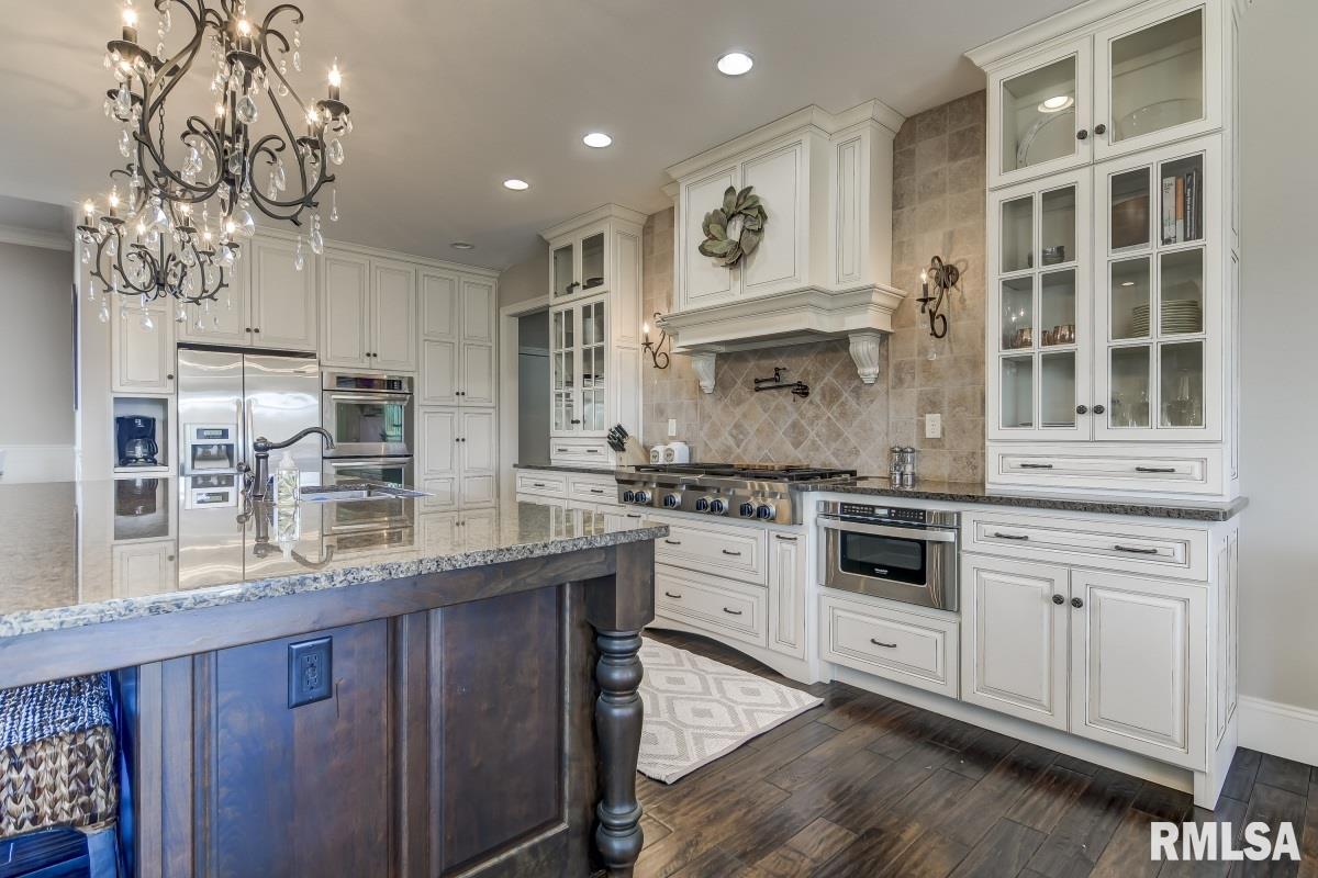 4404 Cricket Point Springfield, IL 62711 - Photo 8 of 50