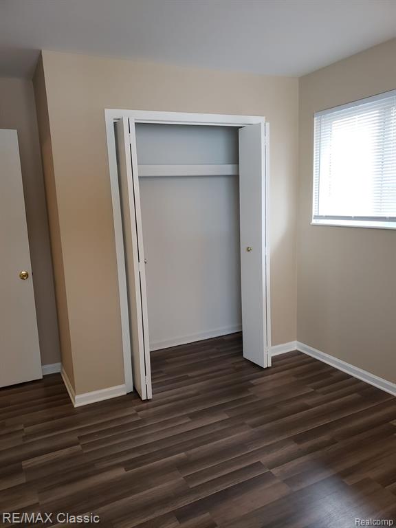 51116 Fairchild Road New Baltimore, MI 48051 - Photo 12 of 26